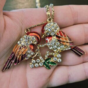 3/$15 Betsey Johnson bird necklace